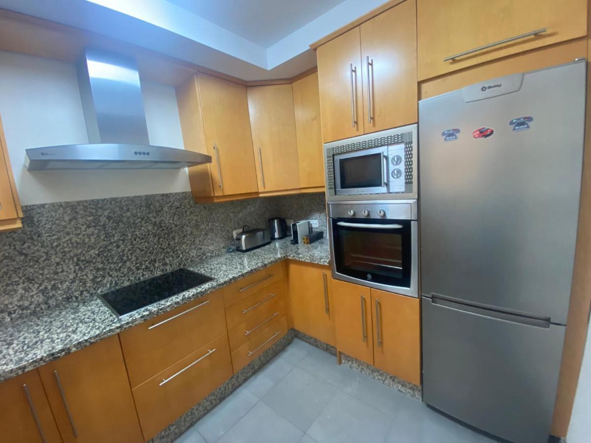 Apartamento Con Terraza Sobre La Marina De Sotogrande San Roque  Eksteriør bilde