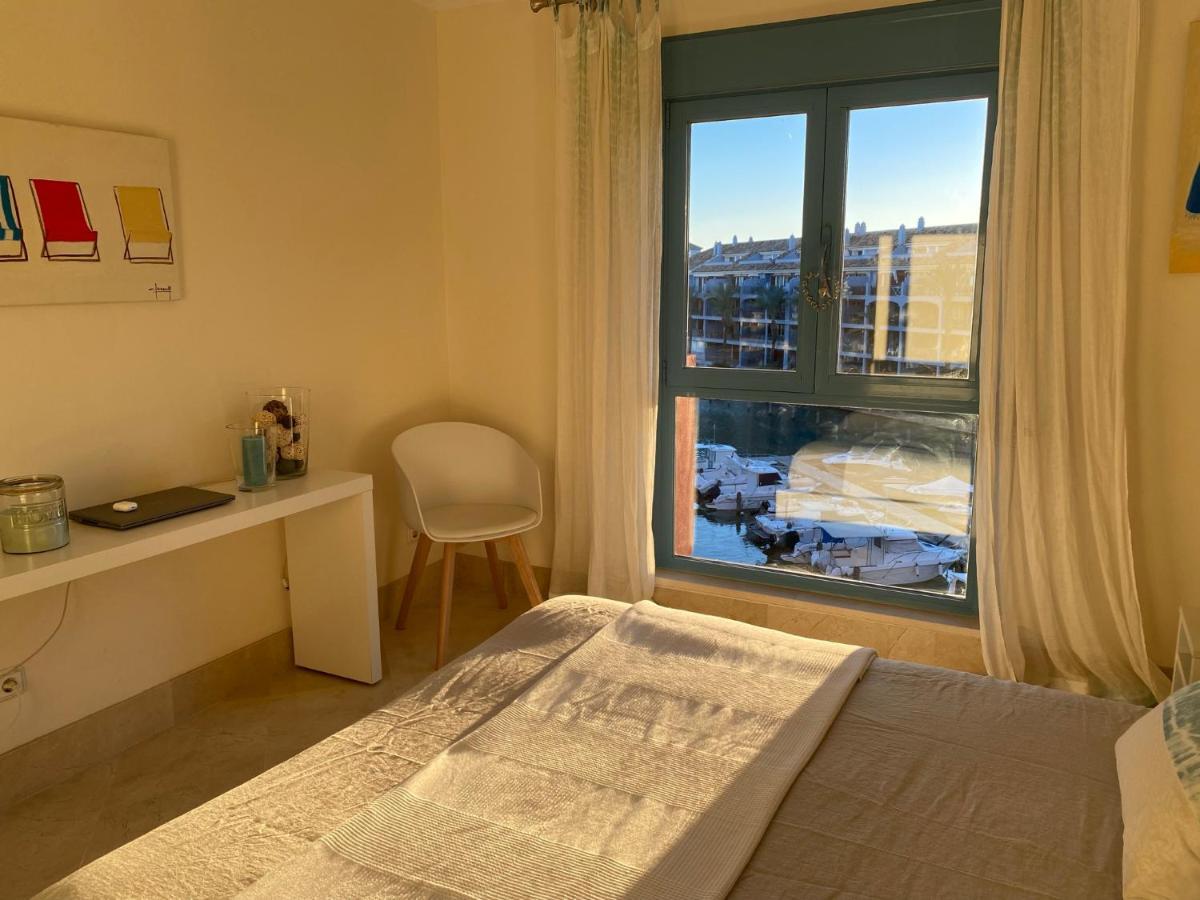 Apartamento Con Terraza Sobre La Marina De Sotogrande San Roque  Eksteriør bilde