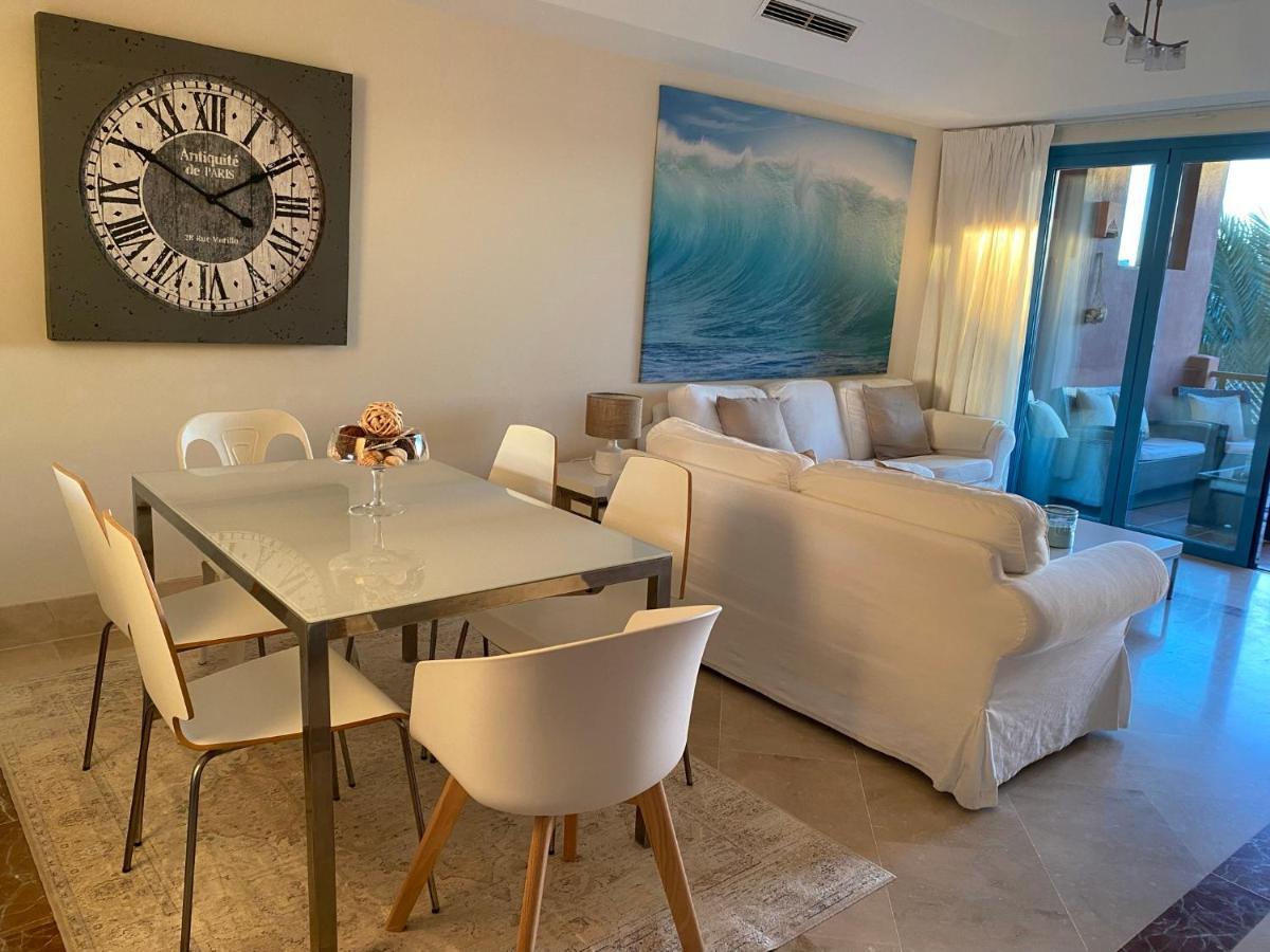 Apartamento Con Terraza Sobre La Marina De Sotogrande San Roque  Eksteriør bilde