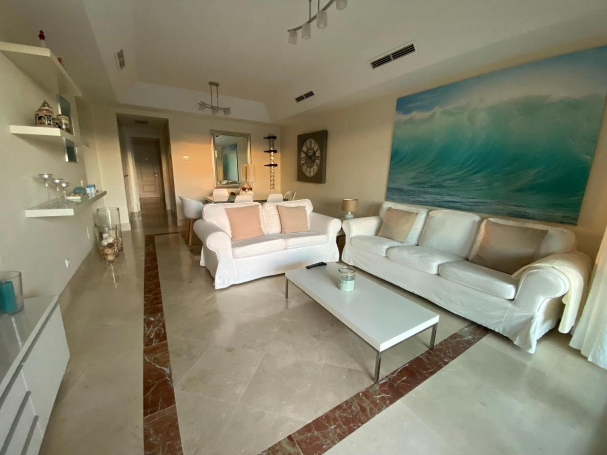 Apartamento Con Terraza Sobre La Marina De Sotogrande San Roque  Eksteriør bilde